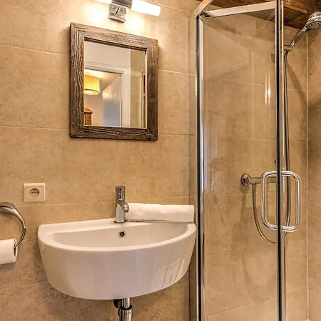 La Tramousse - - Alpes Travel - Centre - Sleeps 6 霞慕尼